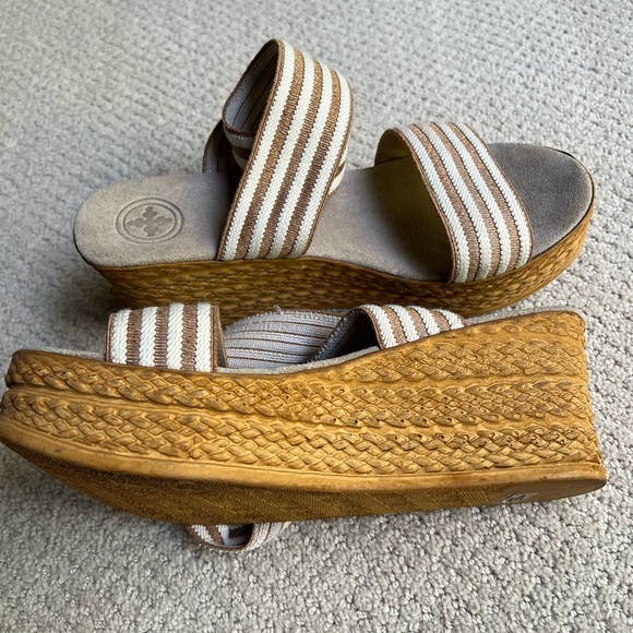 Charleston shoe wedge size8 - Picture 2 of 5